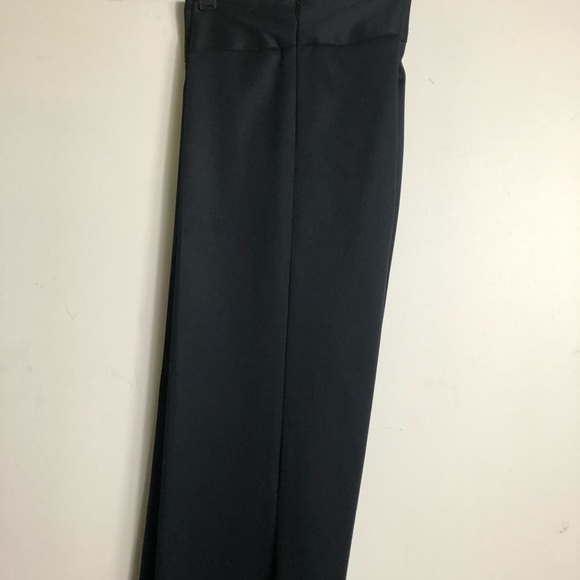 TRINA TURK Black pants side zipper like new SIZE 4 - Picture 3 of 16